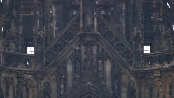 Building Facade Detail Rainy Day — Vídeo de stock