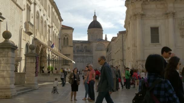 Personas Plaza Luza Dubrovnik — Vídeo de stock