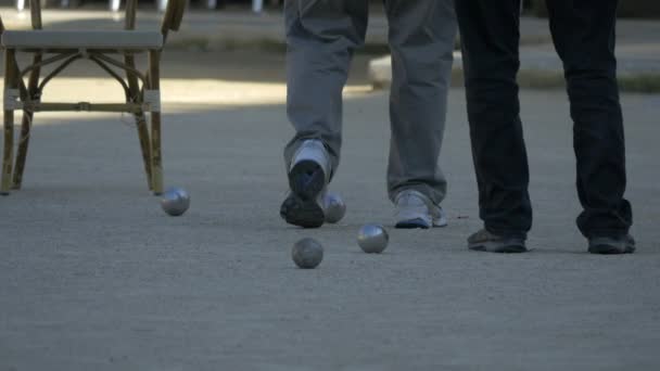 Urban Footage Playing Jeu Boules — Wideo stockowe