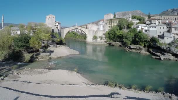 Luftaufnahme Der Neretva Und Der Stari Most Mostar — Stockvideo