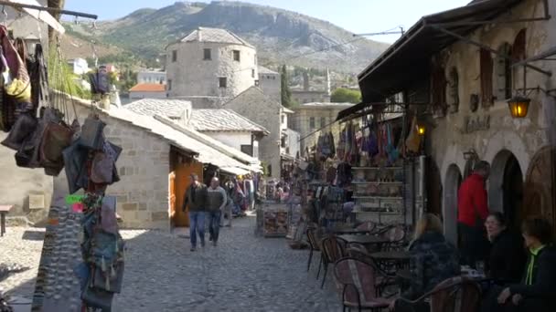 Stenen Gebouwen Souvenirwinkels Mostar — Stockvideo