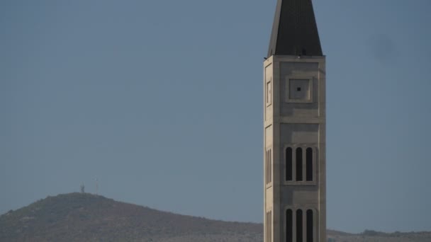 Primer Plano Iglesia Católica Mostar — Vídeo de stock