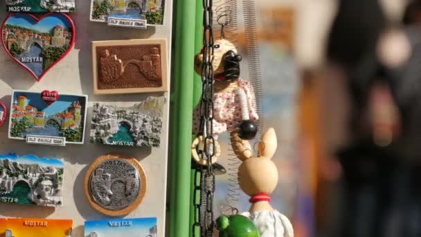 Fridge Magnets Souvenir Shop Mostar — Stock Video