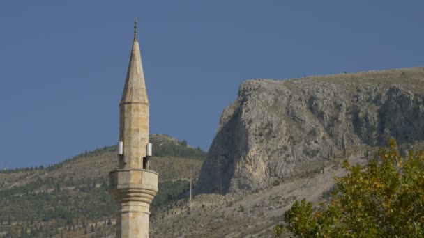 Moskee Toren Bergen Mostar — Stockvideo