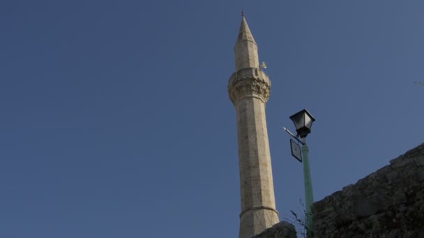 Torre Mezquita Mostar — Vídeo de stock
