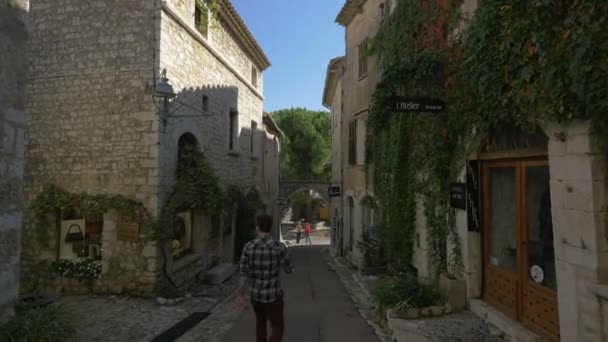 Marcher Sur Rue Grande — Video