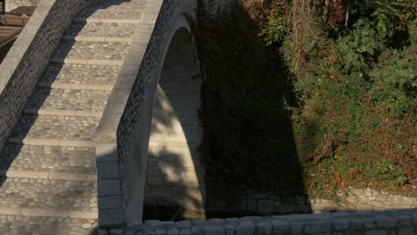 Kriva Cuprija Puente Mostar — Vídeo de stock