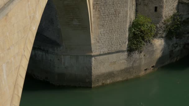 Río Neretva Que Fluye Bajo Stari Most Mostar — Vídeo de stock