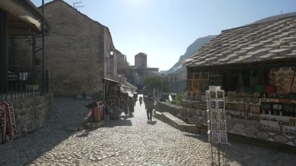Rua Kujundziluk Com Lojas Souvenirs Mostar — Vídeo de Stock
