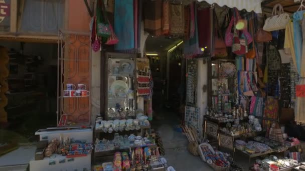 Mostar Yapımı Hediyelik Eşya Satan Bir Dükkan — Stok video
