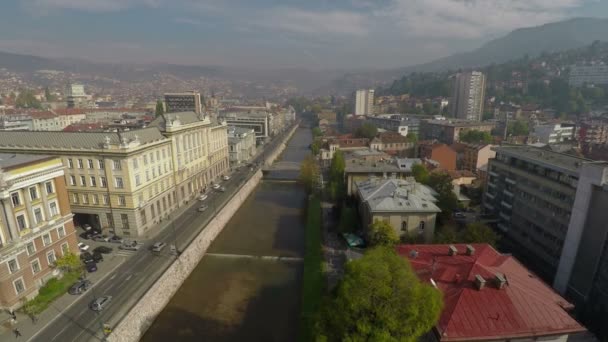 Luchtfoto Van Obala Kulina Bana — Stockvideo