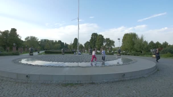 유럽연합 기념물의 창시자들 — 비디오
