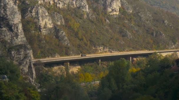 Vista Estrada Longo Das Montanhas — Vídeo de Stock