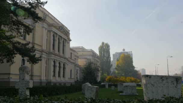 Esculturas Históricas Frente Museo Nacional — Vídeos de Stock