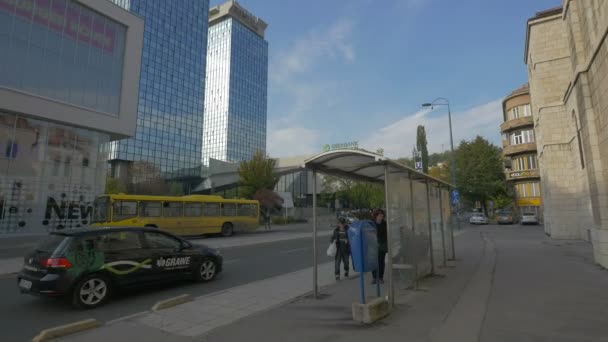 Hiseta街上的汽车站 — 图库视频影像
