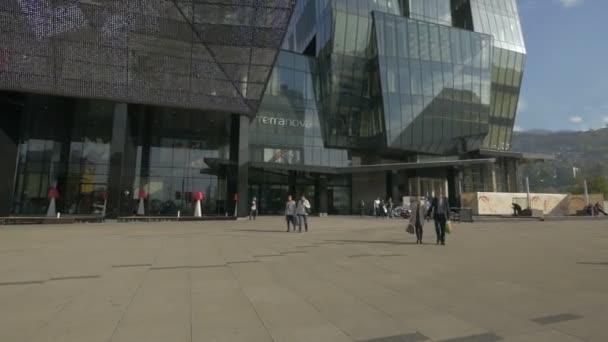 Spacerując Obok Centrum Sarajewa — Wideo stockowe