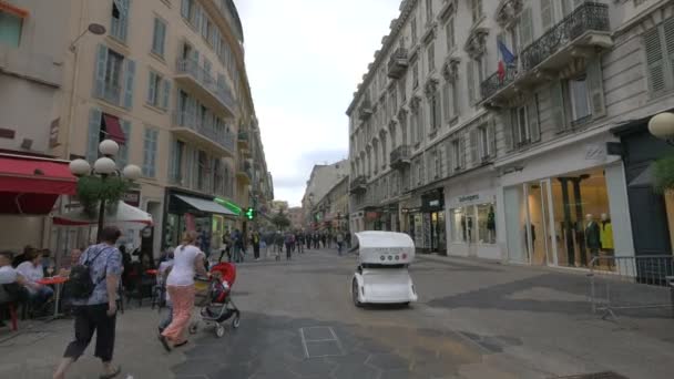Άνθρωποι Έναν Εμπορικό Δρόμο Στη Νίκαια — Αρχείο Βίντεο