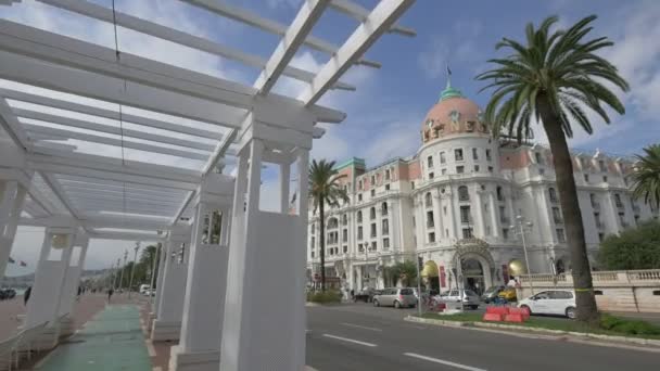 ニースのル ネグレスコ ホテル近くの白いパビリオン — ストック動画