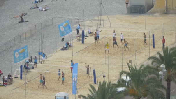 Gente Jugando Voleibol Playa — Vídeos de Stock