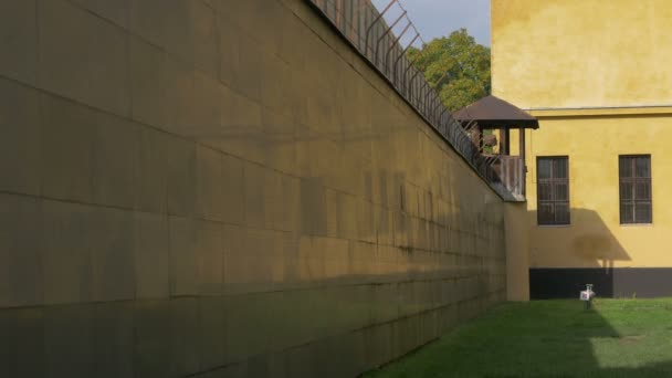Τείχος Της Φυλακής Στο Μουσείο Μνημείων Sighet — Αρχείο Βίντεο