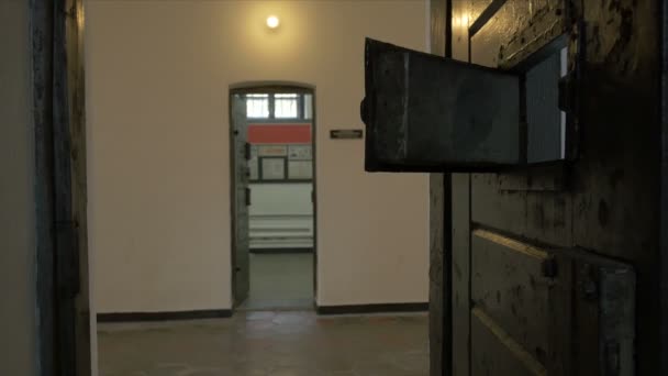 Porta Della Cella Del Carcere Vista Sighet Memorial Museum — Video Stock