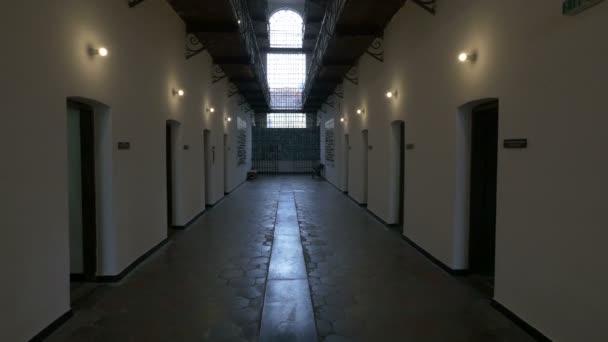 视觉纪念博物馆 设有门的走廊 — 图库视频影像