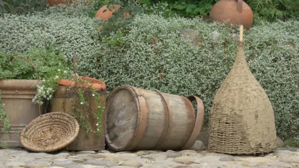 Blick Auf Traditionelle Holzwerkzeuge — Stockvideo