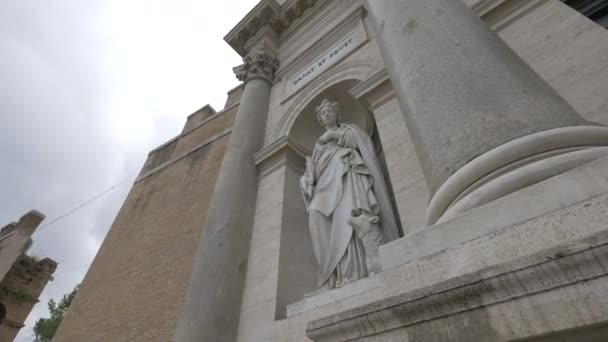 Estátua Santa Inês Porta Pia — Vídeo de Stock