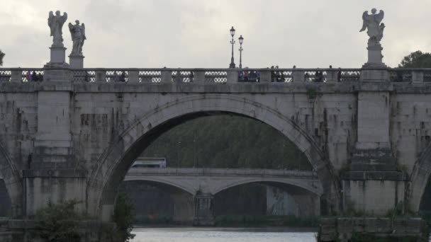 Sant Angelo Umberto Bridges Rome — Stock Video