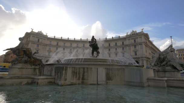 로마의 나이프의 발원지 — 비디오