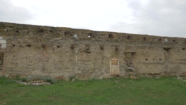 Zřícenina Zdí Pevnosti Fagaras — Stock video
