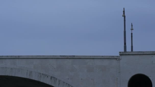 Himmel Über Der Brücke — Stockvideo