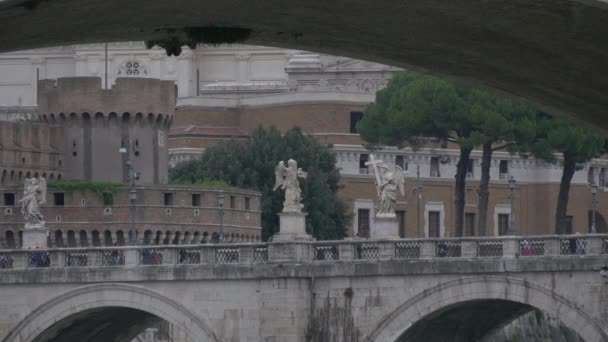 로마에 산탄젤로 — 비디오