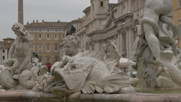 ローマのフォンタナ ネットトゥーノの彫刻 — ストック動画