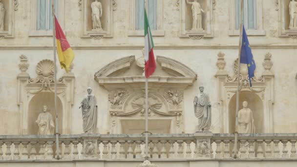 Banderas Ondeando Villa Borghese — Vídeos de Stock