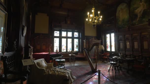 Muziekkamer Peles Castle — Stockvideo