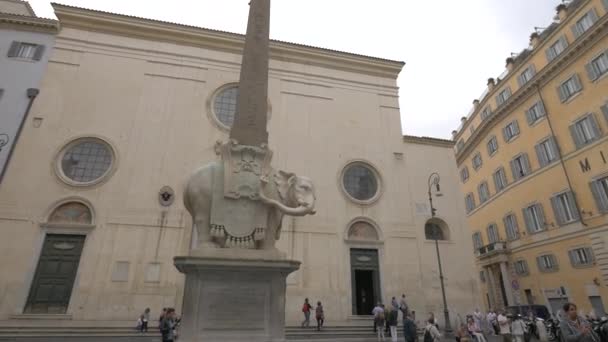 Skulpturen Elefanten Och Obelisken Rom — Stockvideo