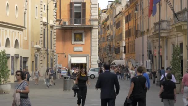 Pessoas Caminhando Piazza San Lorenzo Lucina Roma — Vídeo de Stock