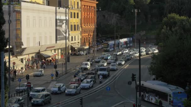 Straatverkeer Een Drukke Straat Rome — Stockvideo