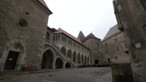 Cour Château Corvin — Video