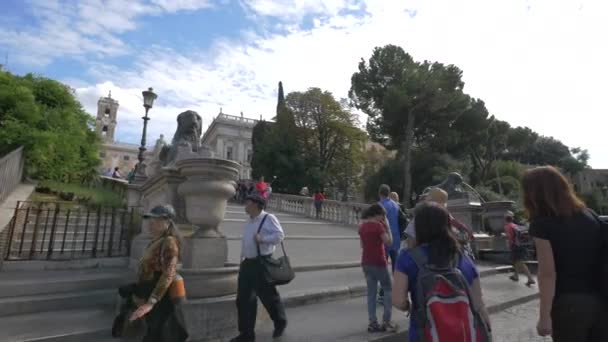 Turistas Cordonata Roma Italia — Vídeos de Stock