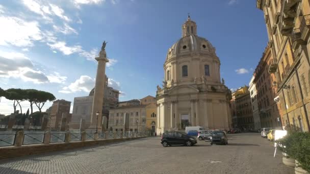 Santissimo Nome Maria Kyrka Och Trajans Kolumn — Stockvideo