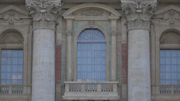 Janelas Basílica São Pedro — Vídeo de Stock