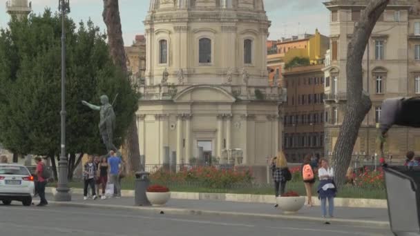 Luta Upp Utsikt Över Chiesa Santissimo Nome Maria — Stockvideo