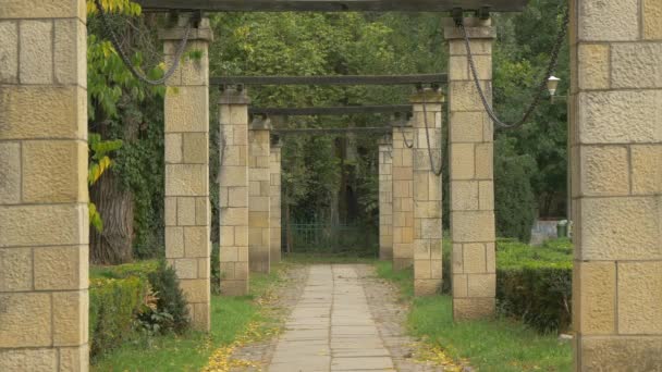 Allée Avec Colonnes Pierre — Video