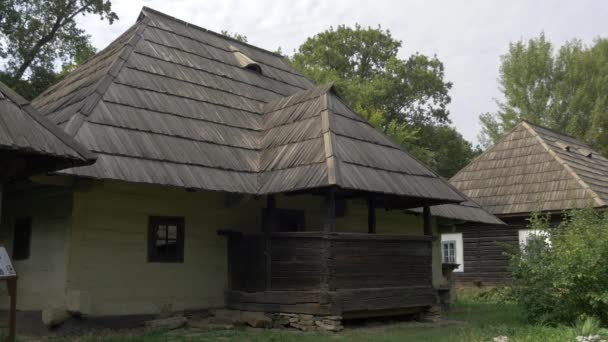 Παλιό Παραδοσιακό Σπίτι Στο Μουσείο Χωριού — Αρχείο Βίντεο