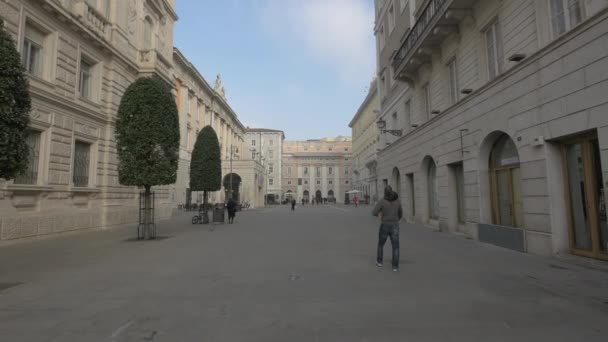 Piazza Giuseppe Verdi Trieste — Vídeo de Stock