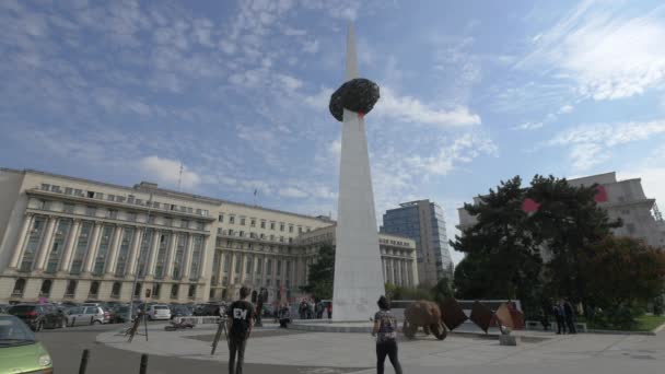 Monument Renaissance Sur Place Révolution — Video