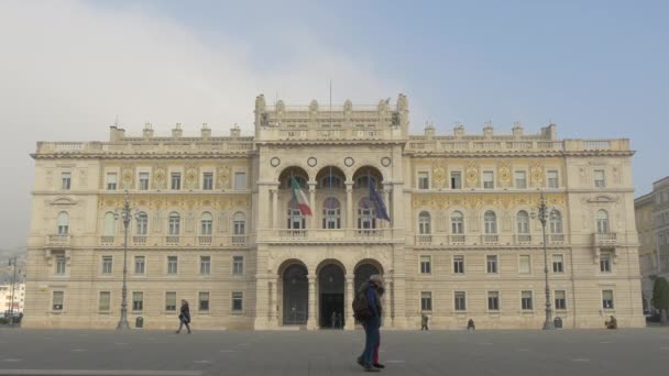 Palazzo Della Prefettura Terstu — Stock video