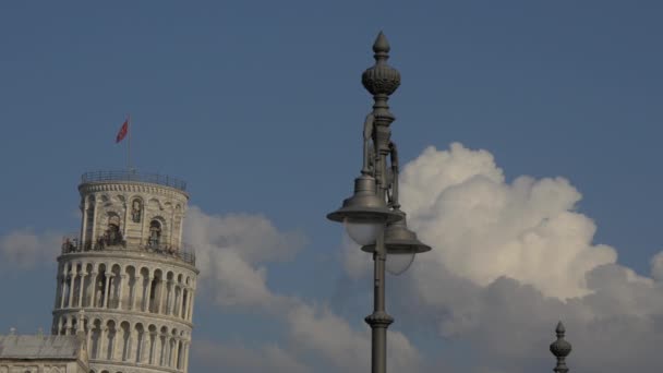 Sokak Lambası Eğik Pisa Kulesi — Stok video